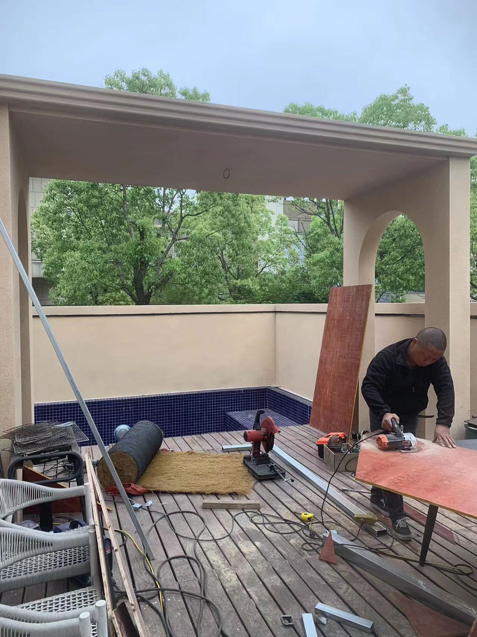 設計師赴湯城麓墅溫泉民宿提質改造現場進行工作指導及設計辦公 設計師赴湯城麓墅溫泉民宿提質改造現場進行工作指導及設計辦公